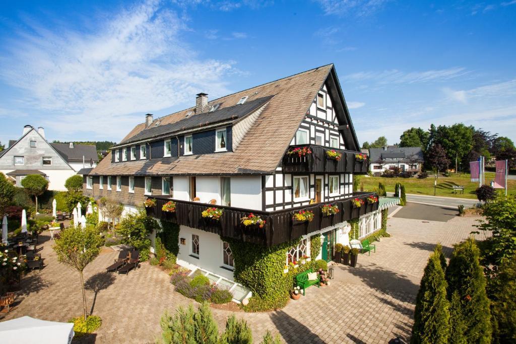 Engemann Kurve Hotel Winterberg Exterior photo
