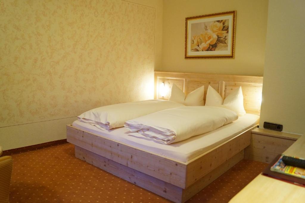 Engemann Kurve Hotel Winterberg Room photo